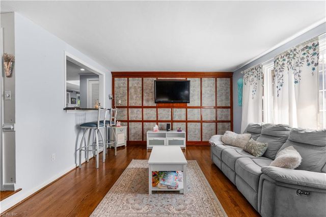 661 Green Valley DR, Virginia Beach, VA 23462