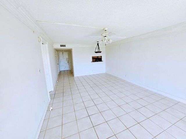 4650 Washington Street 504, Hollywood, FL 33021