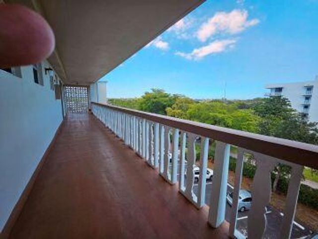 4650 Washington Street 504, Hollywood, FL 33021