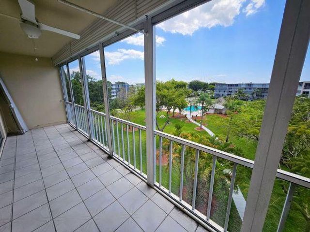 4650 Washington Street 504, Hollywood, FL 33021