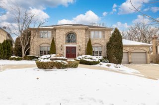 7624 Forest Hill Road, Burr Ridge, IL 60527