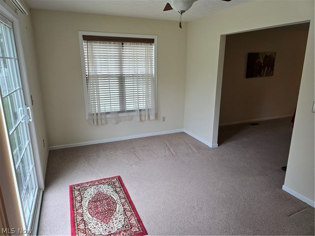 136 Haydens Arbor, Elyria, OH 44035