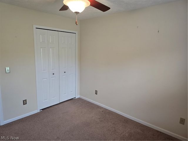 136 Haydens Arbor, Elyria, OH 44035