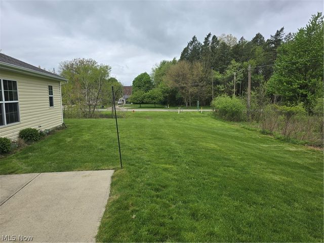 136 Haydens Arbor, Elyria, OH 44035