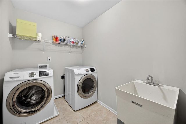 160 Elysian Drive, Fayetteville, GA 30214