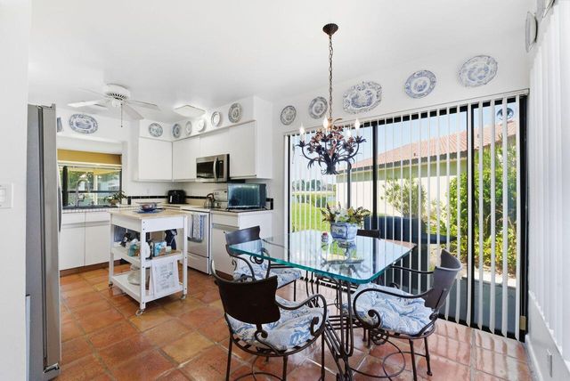 5787 Lakeview Mews Place, Boynton Beach, FL 33437