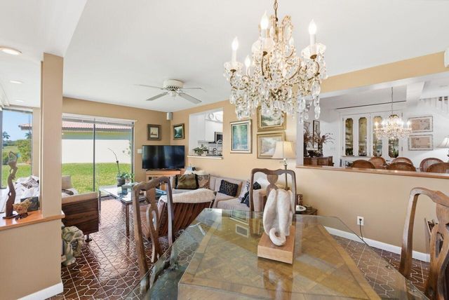 5787 Lakeview Mews Place, Boynton Beach, FL 33437