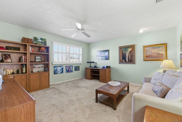 5787 Lakeview Mews Place, Boynton Beach, FL 33437