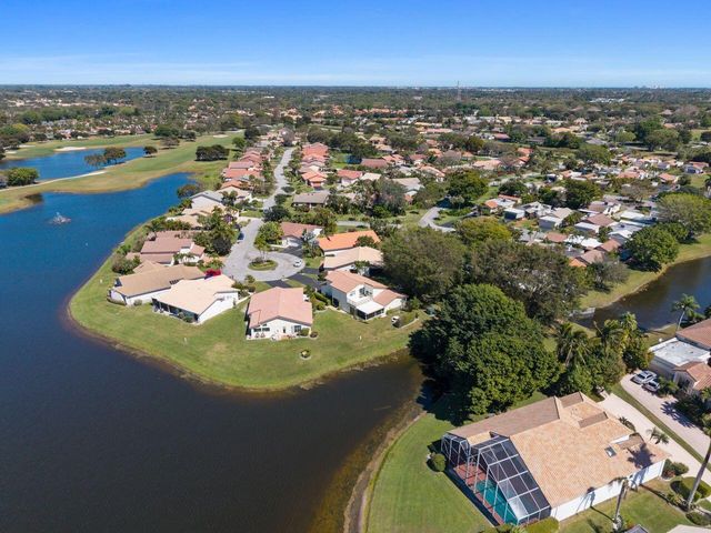 5787 Lakeview Mews Place, Boynton Beach, FL 33437