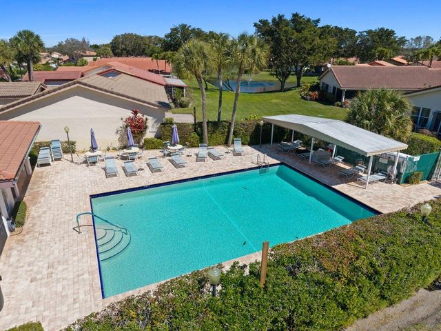 5787 Lakeview Mews Place, Boynton Beach, FL 33437