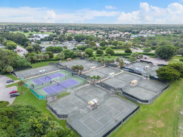 5787 Lakeview Mews Place, Boynton Beach, FL 33437