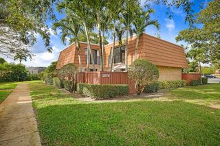 2876 SW 12th Street 2876, Deerfield Beach, FL 33442