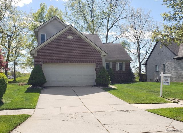 6196 Crystal Lake Drive, Romulus, MI 48174