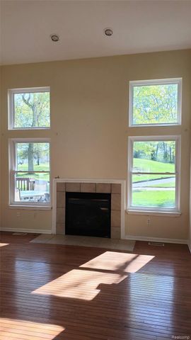 6196 Crystal Lake Drive, Romulus, MI 48174