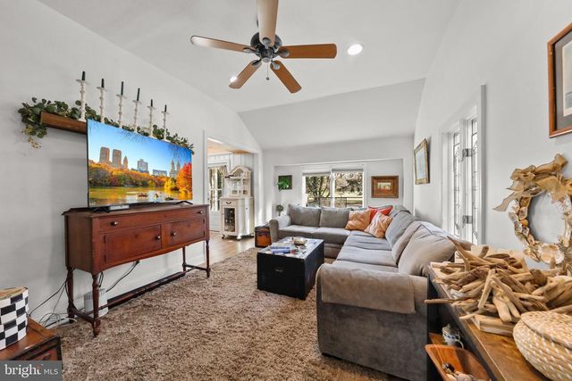 232 MCKENDIMEN RD, Medford Lakes, NJ 08055