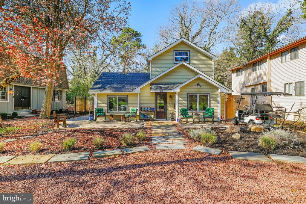 232 MCKENDIMEN RD, Medford Lakes, NJ 08055