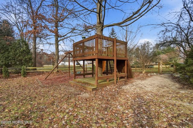 8257 Fawn Crest, Toledo, OH 43617