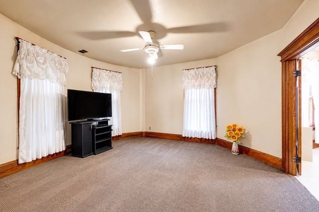95 Grand St, Springfield, MA 01108