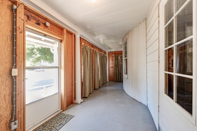 95 Grand St, Springfield, MA 01108