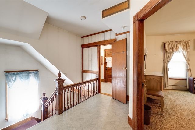 95 Grand St, Springfield, MA 01108