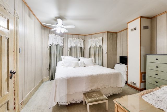 95 Grand St, Springfield, MA 01108