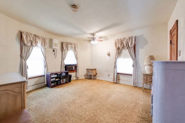 95 Grand St, Springfield, MA 01108