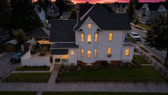 95 Grand St, Springfield, MA 01108