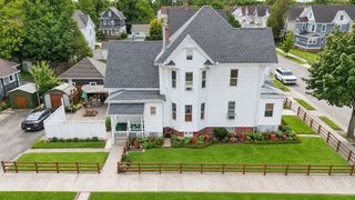 95 Grand St, Springfield, MA 01108