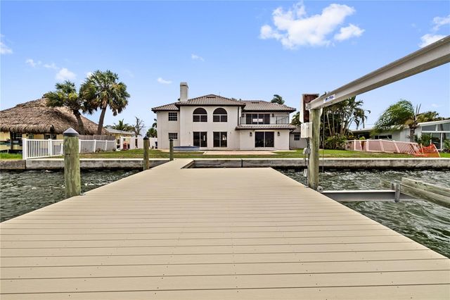 423 55TH AVENUE, St Pete Beach, FL 33706