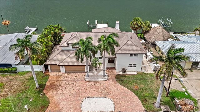 423 55TH AVENUE, St Pete Beach, FL 33706
