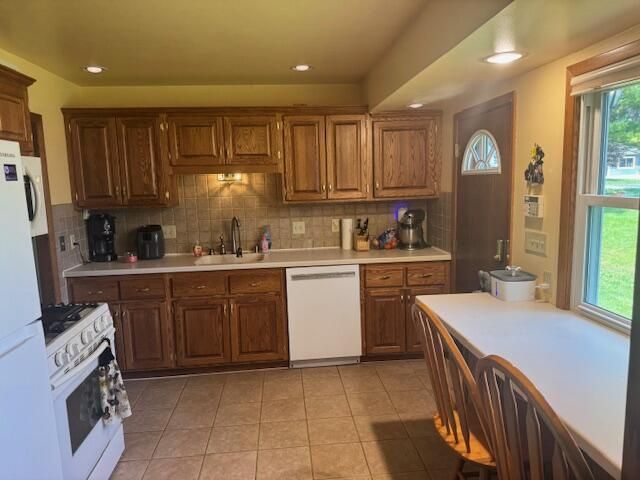 1450 S 166th STREET, New Berlin, WI 53151