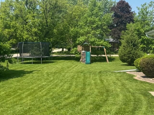1450 S 166th STREET, New Berlin, WI 53151
