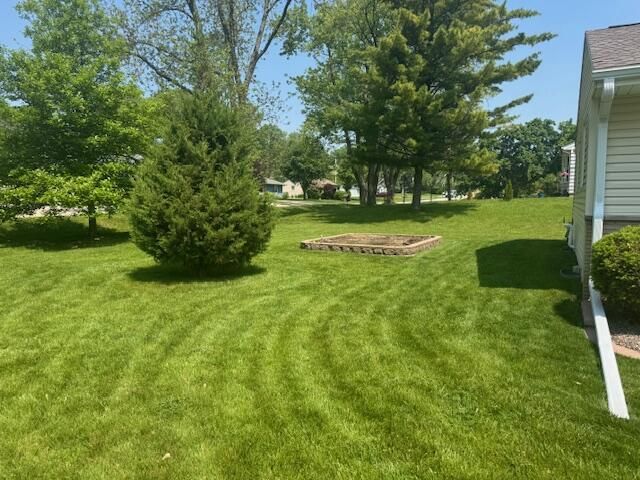 1450 S 166th STREET, New Berlin, WI 53151