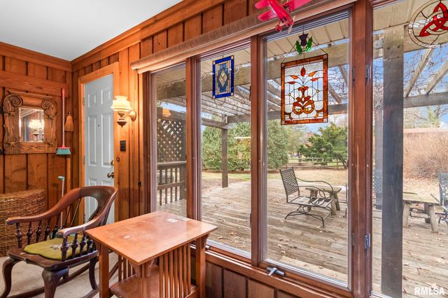 16 INVERNESS Road, Springfield, IL 62704