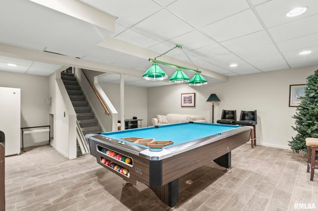 16 INVERNESS Road, Springfield, IL 62704