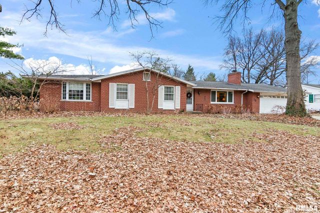 16 INVERNESS Road, Springfield, IL 62704