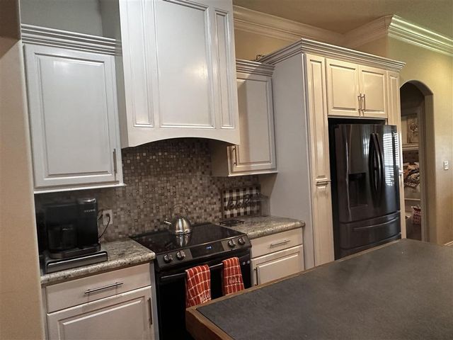 1278 E Eagles Nest Drive, Lake Charles, LA 70611