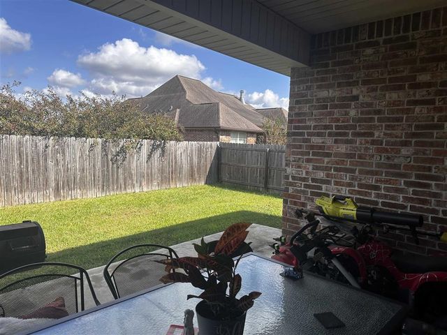 1278 E Eagles Nest Drive, Lake Charles, LA 70611