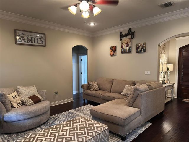 1278 E Eagles Nest Drive, Lake Charles, LA 70611