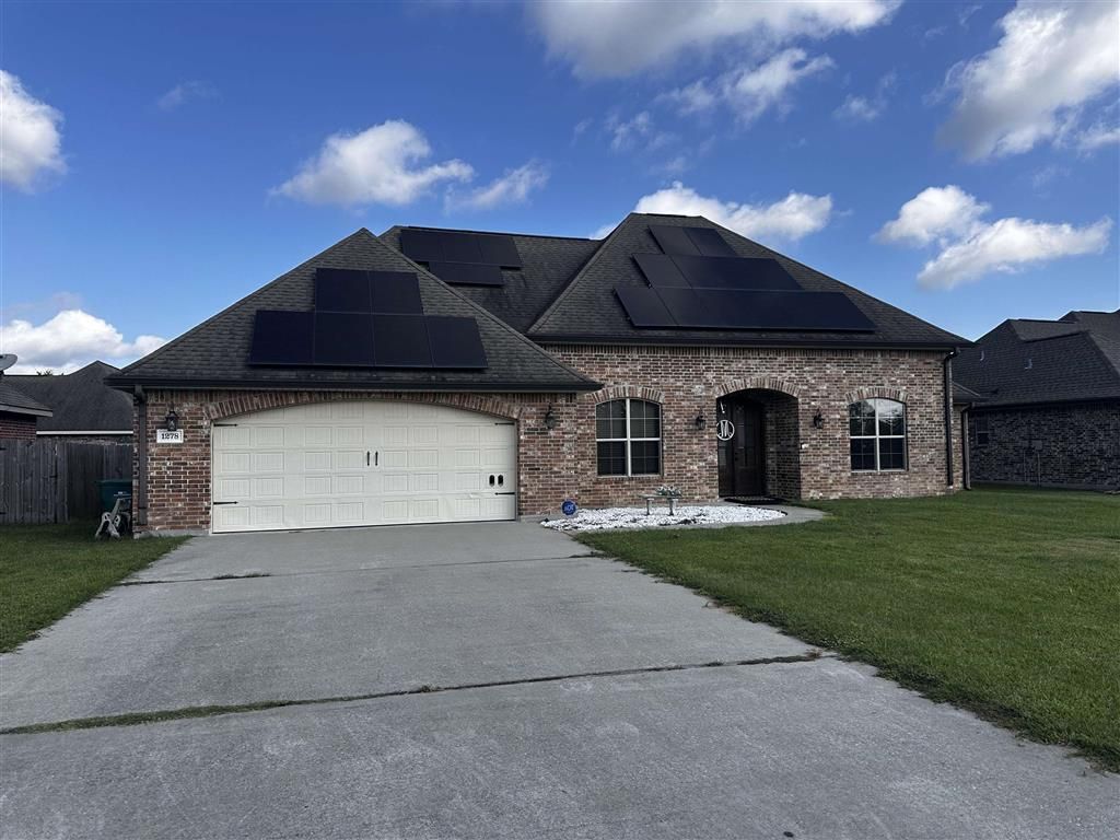 1278 E Eagles Nest Drive, Lake Charles, LA 70611
