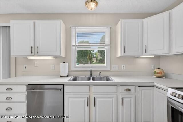 12321 Sea Pines Drive, Dewitt, MI 48820