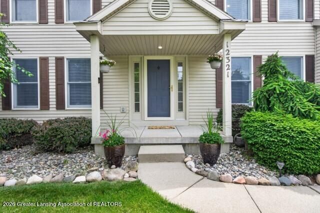 12321 Sea Pines Drive, Dewitt, MI 48820