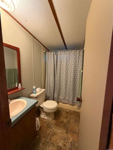 25 Kinderhook Rd., Edgemont, AR 72044