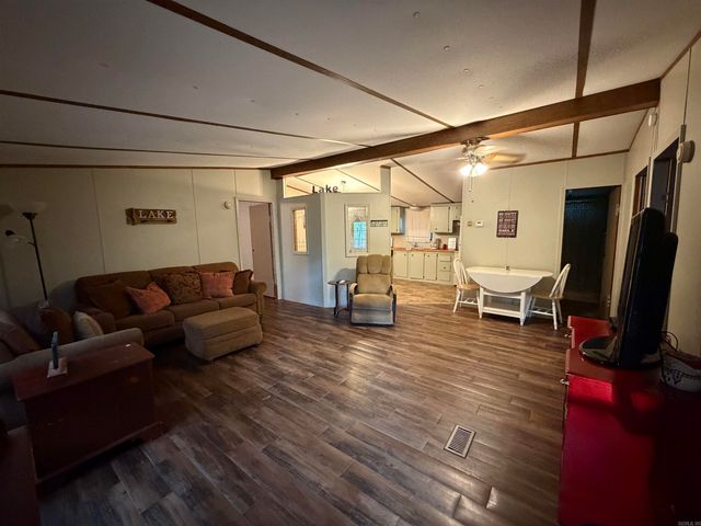 25 Kinderhook Rd., Edgemont, AR 72044