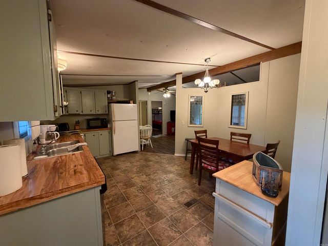 25 Kinderhook Rd., Edgemont, AR 72044
