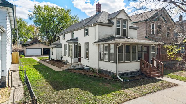 934 Juno Avenue, Saint Paul, MN 55102