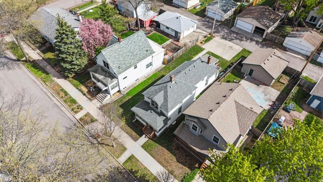 934 Juno Avenue, Saint Paul, MN 55102