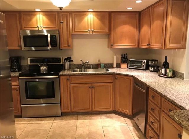 131 SW 47th TER 205, Cape Coral, FL 33914