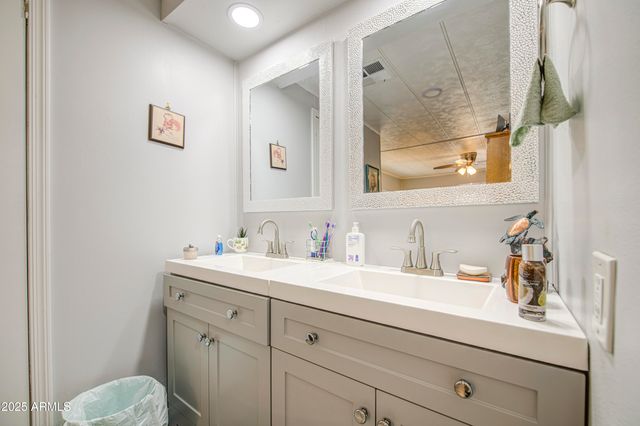 8929 E Sun Lakes Boulevard S, Sun Lakes, AZ 85248