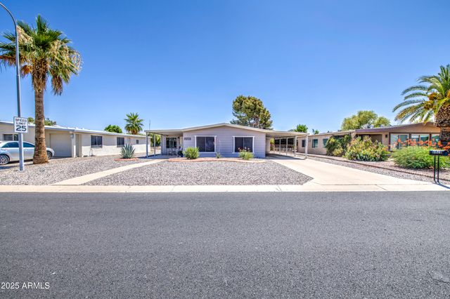 8929 E Sun Lakes Boulevard S, Sun Lakes, AZ 85248